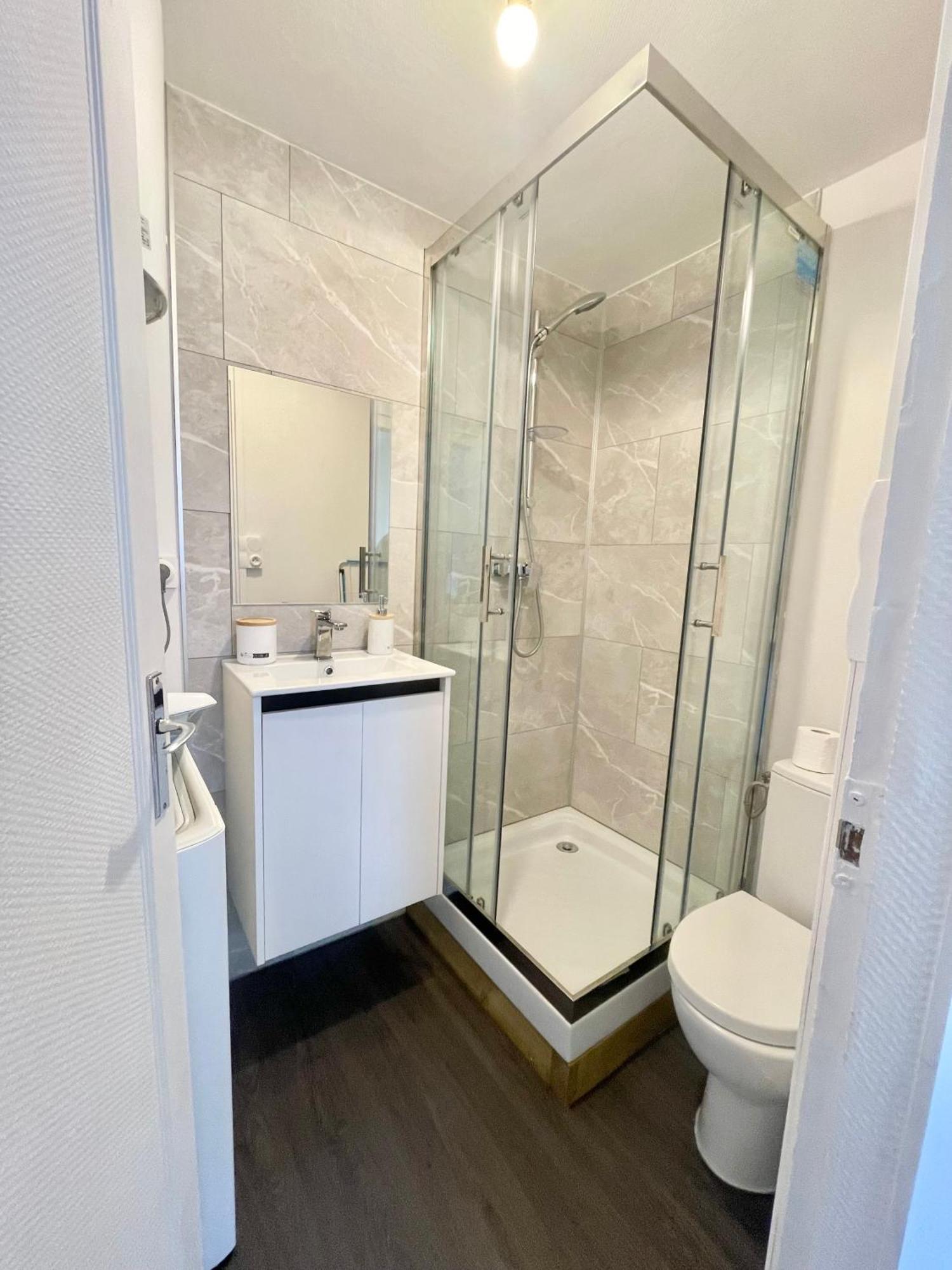 Le Victor Hugo Apartment Besancon Ngoại thất bức ảnh