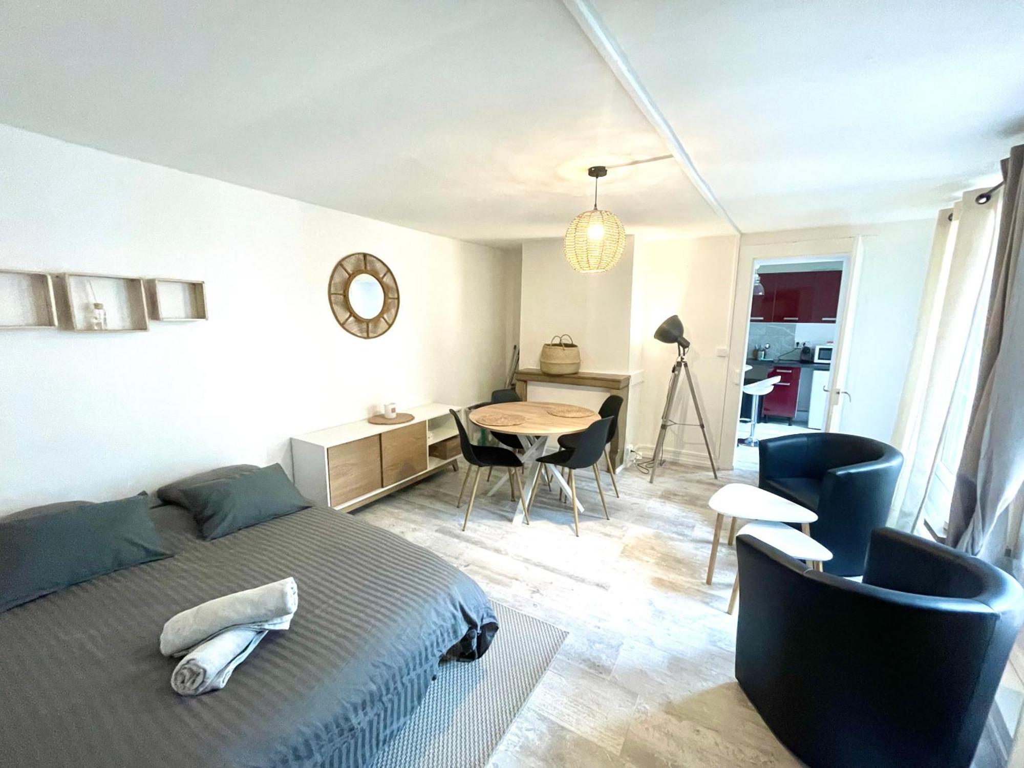 Le Victor Hugo Apartment Besancon Ngoại thất bức ảnh